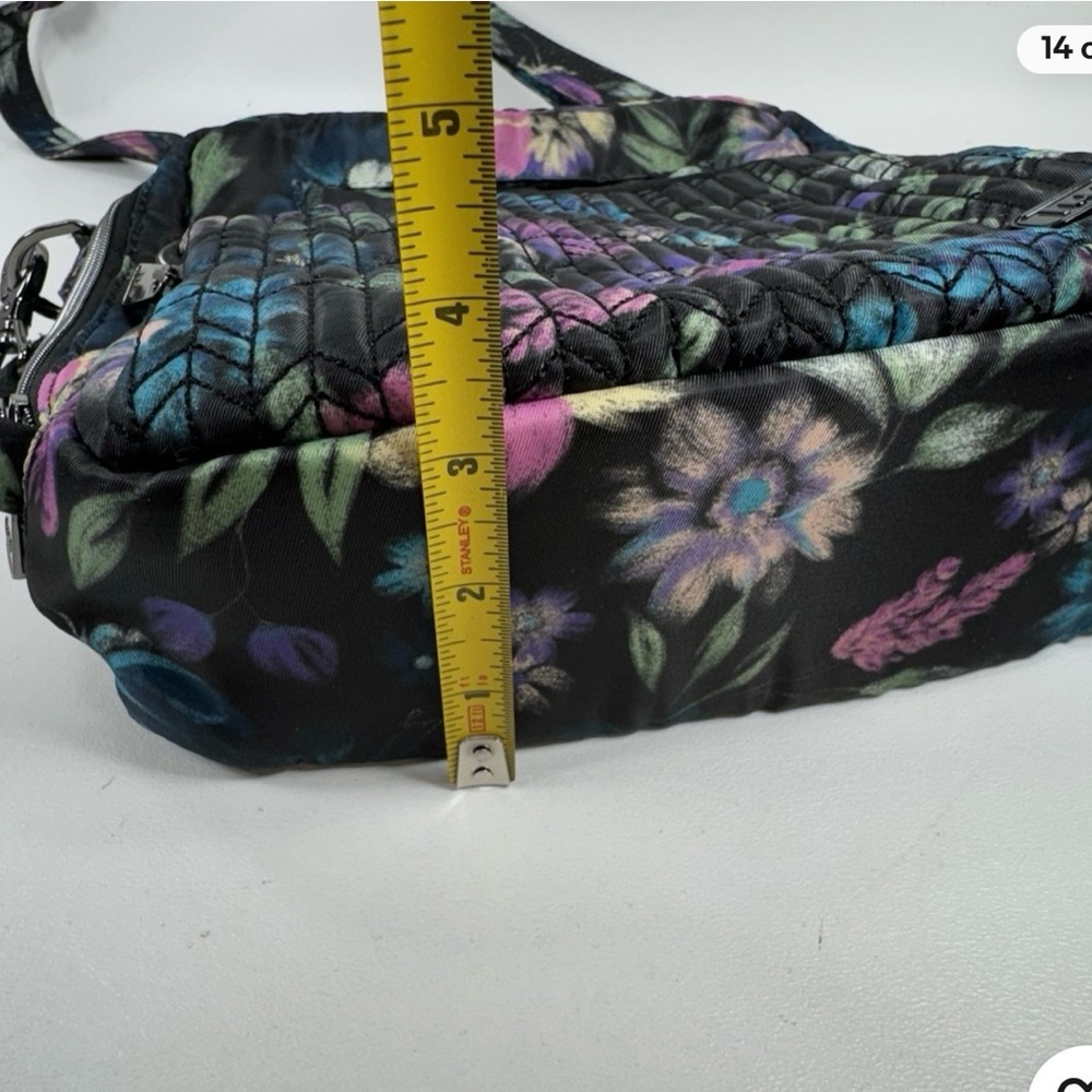 LUG Ranger Crossbody Shoulder Bag Bloom Black Floral Quilted - Picture 11 of 14